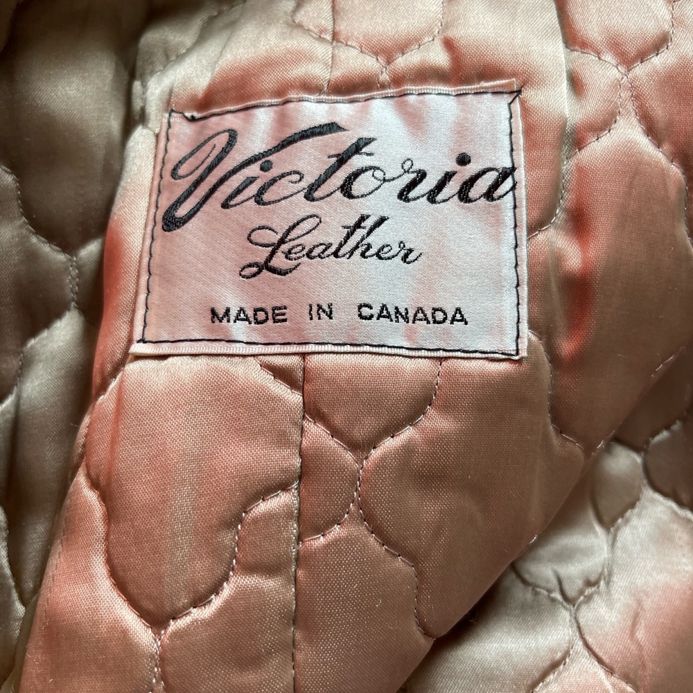 Vintage Victoria 70s Long Suede Tan Button Down Jacket - Picture 7 of 15